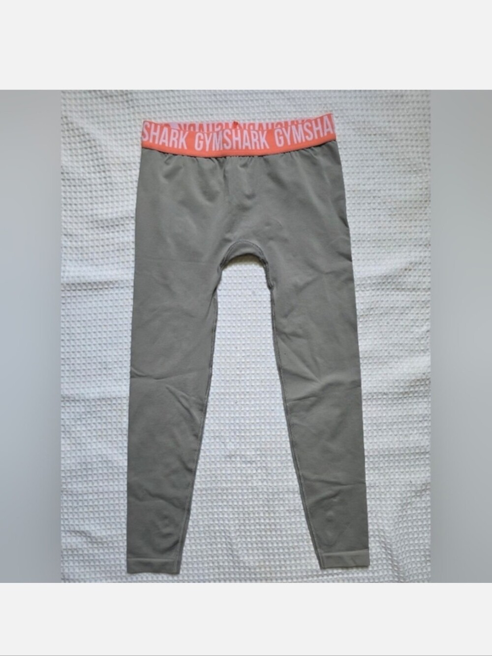 Gymshark Olive Leggings with Pink Logo Waistband - Picture 3 of 11